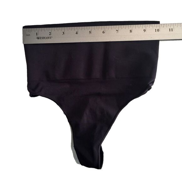 NEW SKIMS Size L/XL Black Thong Core Control Slimming SH-THG-0108 - Picture 5 of 6